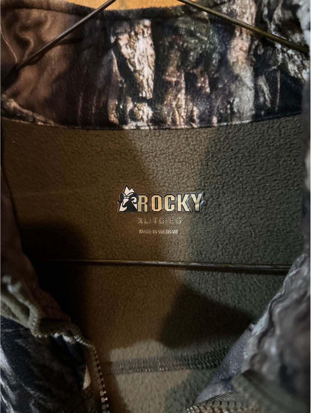 Rocky Camo Vest size XL - Picture 2 of 3